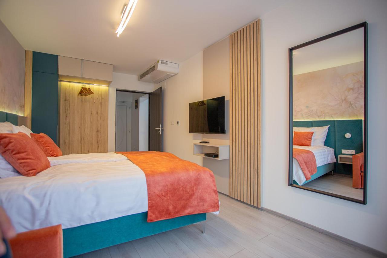 Viktoria Apartman Gyula Exterior foto