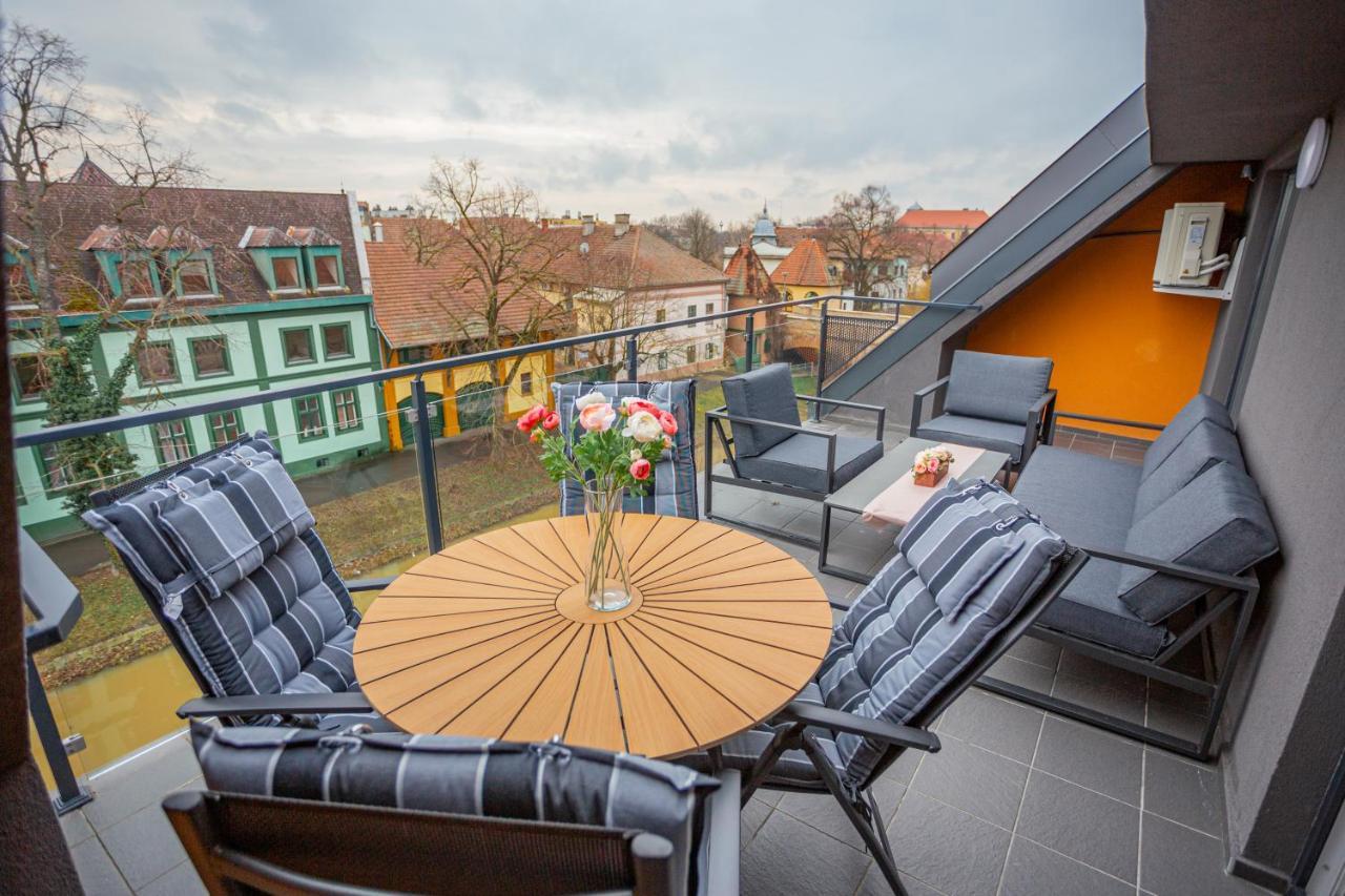 Viktoria Apartman Gyula Exterior foto