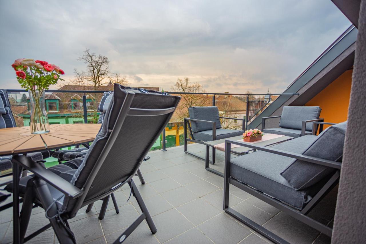 Viktoria Apartman Gyula Exterior foto